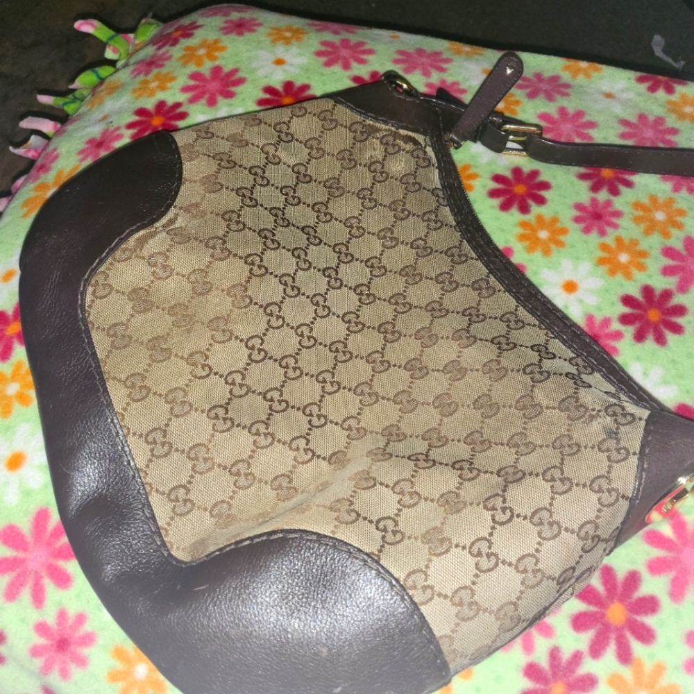 - Authentic Gucci Handbag